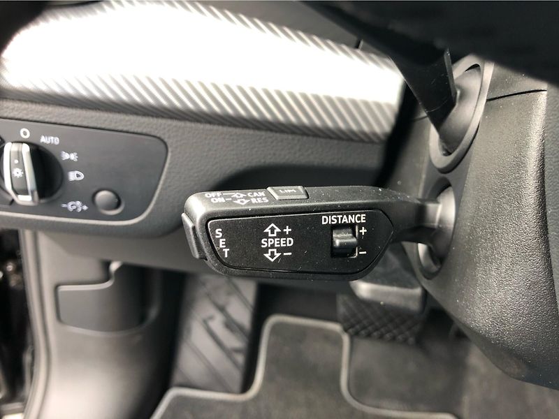 Audi Q5 DESIGN 2.0 TDI 140 KW Quattro - fotka 16 z 30