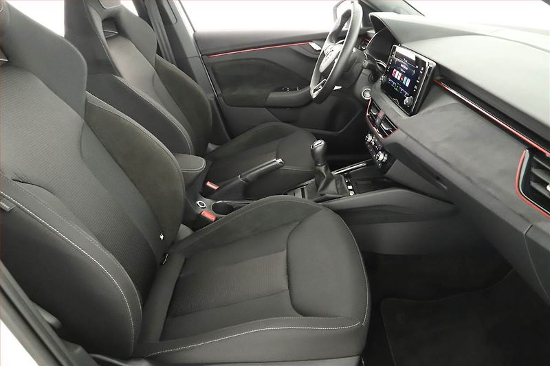 Škoda Kamiq (2025) 1.0 TSI, DRIVE, DPH - fotka 7 z 13