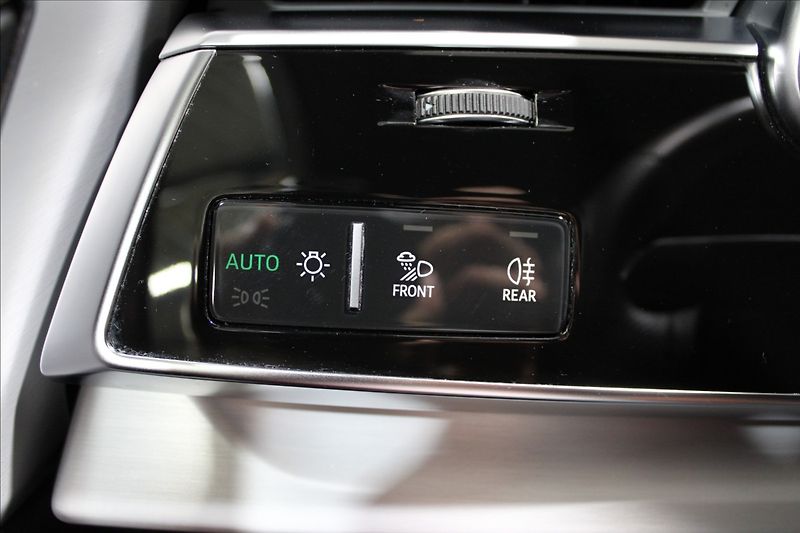 Audi Q7 3,0 TDI quattro  S line - fotka 16 z 37