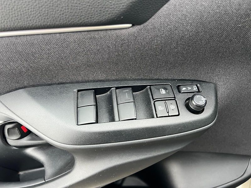 Toyota Yaris Cross (2023) COMFORT TECH 1.5 92kW CZ DPH - fotka 16 z 21