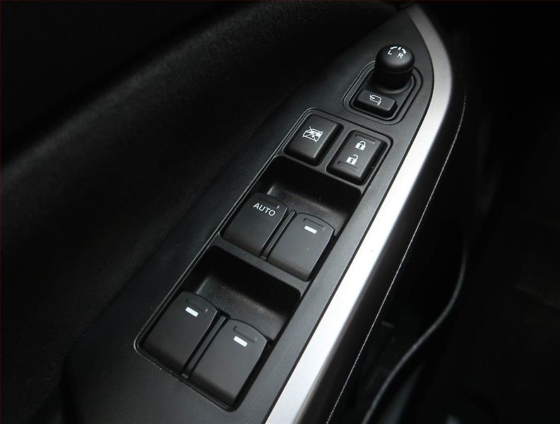 Suzuki Vitara (2022) Elegance 1.4 BoosterJet - fotka 13 z 21