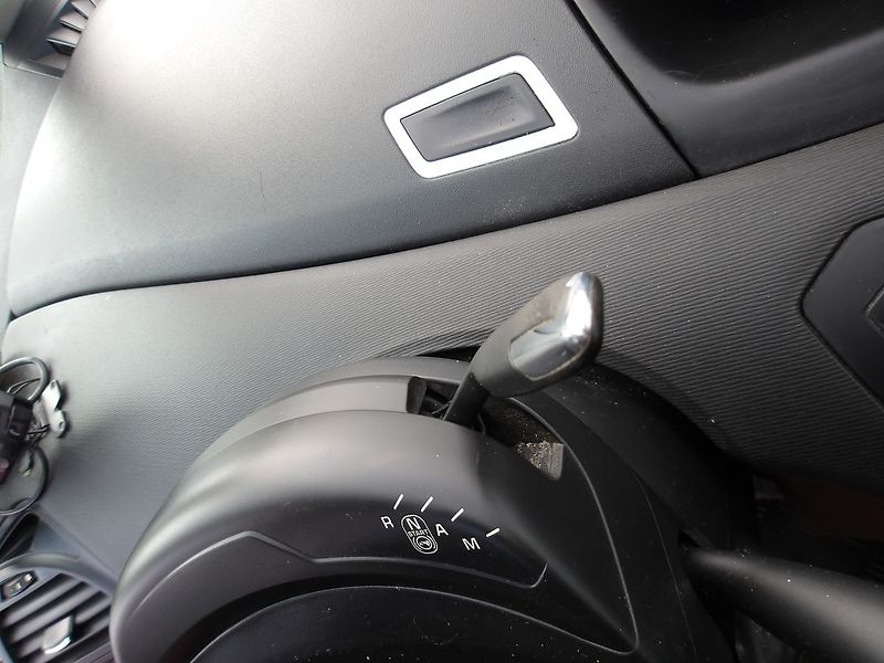 Citroën C4 Picasso 1,6HDi AUTOMAT ! 1.MAJITEL !!! - fotka 18 z 25
