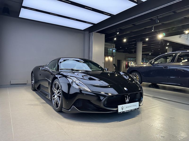 Maserati MC20 (2023) Cielo 630HP  - fotka 3 z 29