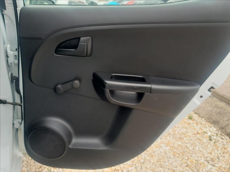 Kia Venga 1,4i16V 66kW - fotka 27 z 47