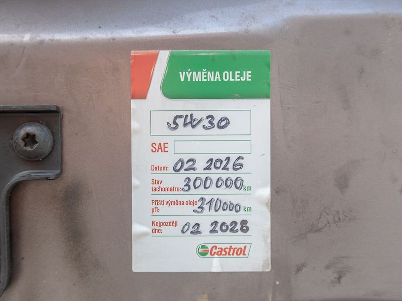 Škoda Superb (2013) ČR 2.0TDI 125KW man – NAVIGACE - fotka 44 z 46