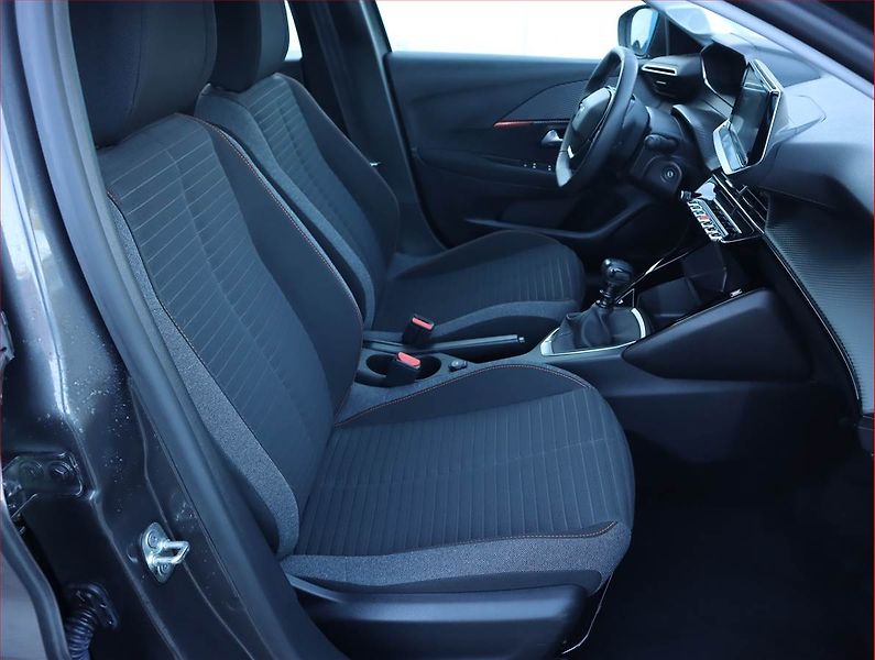 Peugeot 208 (2023) Active 1.2 PureTech - fotka 9 z 19