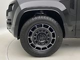 Land Rover Defender (2026) 110 P635 OCTA BLACK AWD AUT - náhled 15