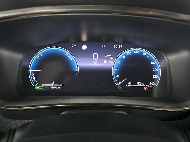 Toyota Corolla (2024) TS 1.8HEV 140k Style - fotka 11 z 28