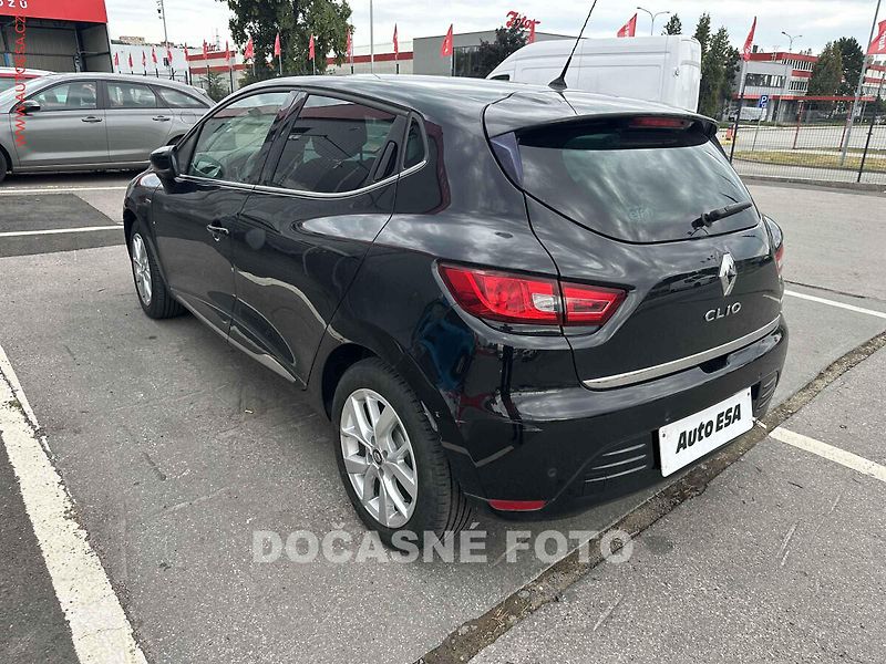 Renault Clio (2019) 0.9 TCe, 1.maj,ČR, Limited - fotka 2 z 3