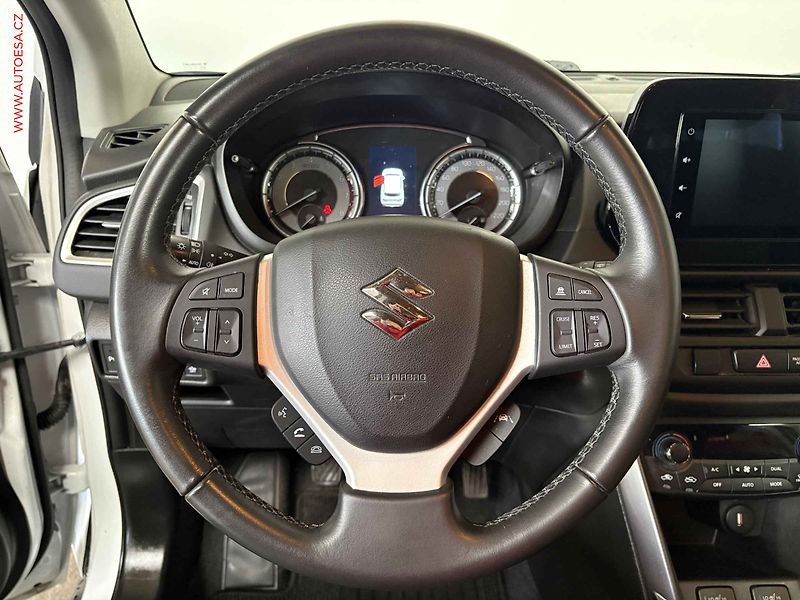 Suzuki S-Cross (2022) 1.4i, Premium. AC, tempo - fotka 15 z 15