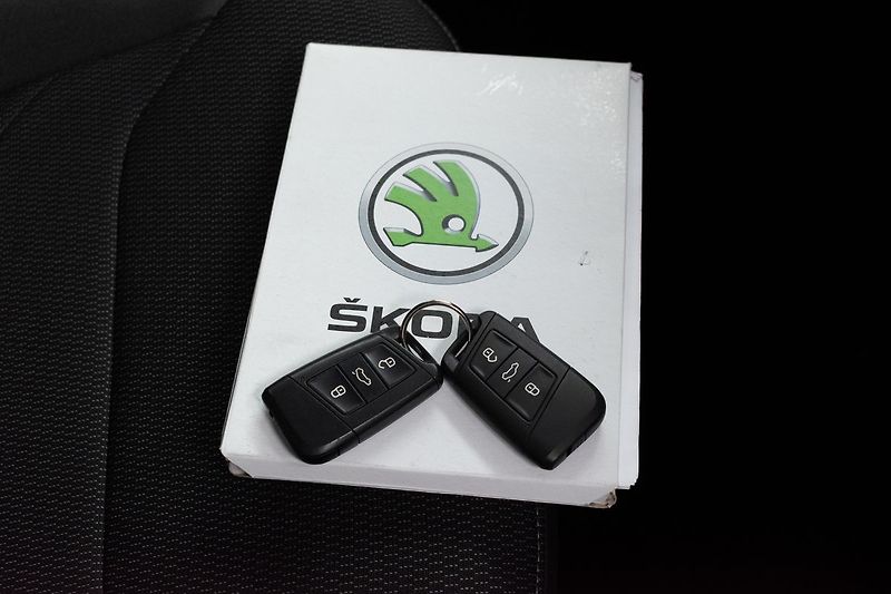 Škoda Kodiaq 2.0 TDI 110kW*DSG*KAMERA*DPH* - fotka 28 z 37
