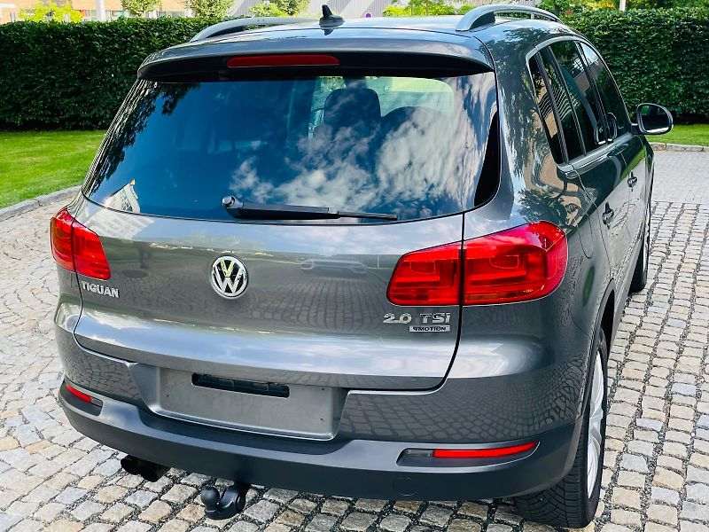 Volkswagen Tiguan 2.0TSI 4x4 AUTOMA KAMERA TAŽNÉ - fotka 12 z 44
