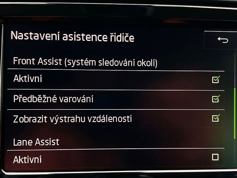 Škoda Octavia 1,6 TDi 81kW STYLE-KAMERA.P - fotka 35 z 42