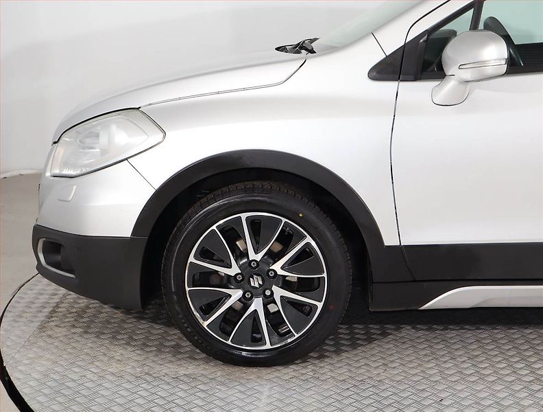 Suzuki SX4 S-Cross (2015) 1.6 VVT, 4X4, Automat - fotka 15 z 18