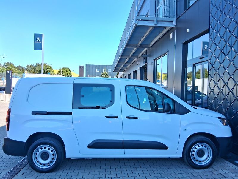 Toyota ProAce City ACTIVE CREWCAB 1.5 D-4D 96kW   - fotka 10 z 21