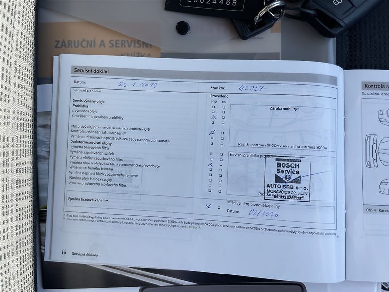 Škoda Octavia 1,8 i 132kw DSG Style Xenon LE - fotka 28 z 35