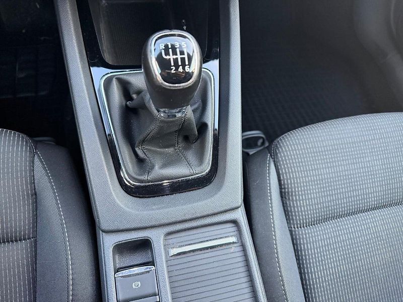 Škoda Octavia (2020) IV 1.5 TSi 110kW Ambiente - fotka 17 z 29