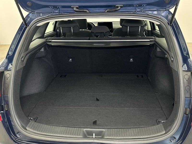 Hyundai i30 Smart DCT - fotka 10 z 27