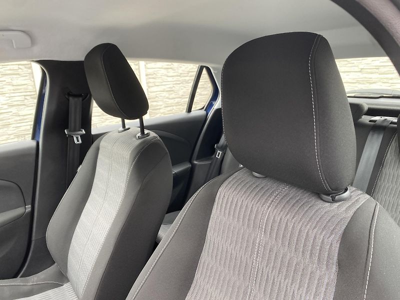 Opel Corsa 1.2i 75PS LIFE NAVI ALU 88TKM! - fotka 99 z 158