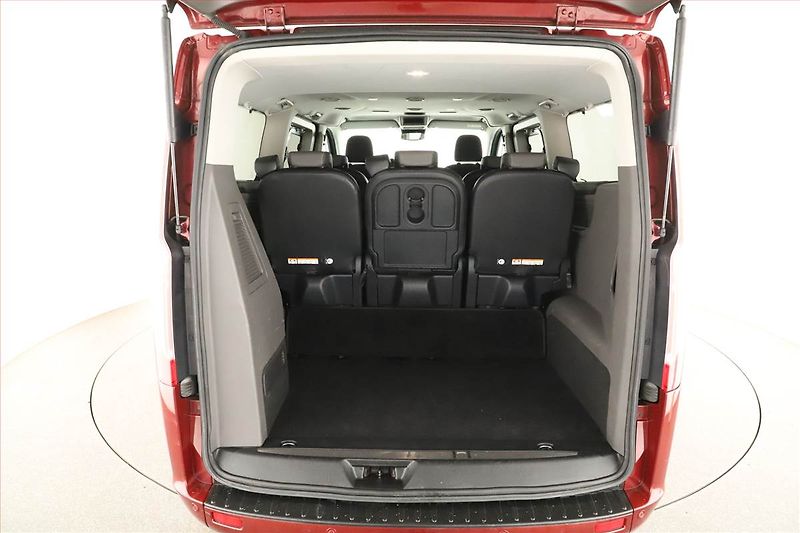 Ford Tourneo Custom (2019) Titanium 2.0 EcoBlue, ČR - fotka 17 z 18