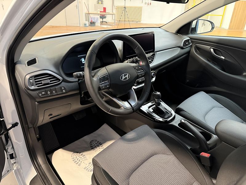 Hyundai i30 1.0 T-GDI GO Czech! kombi DCT - fotka 6 z 14