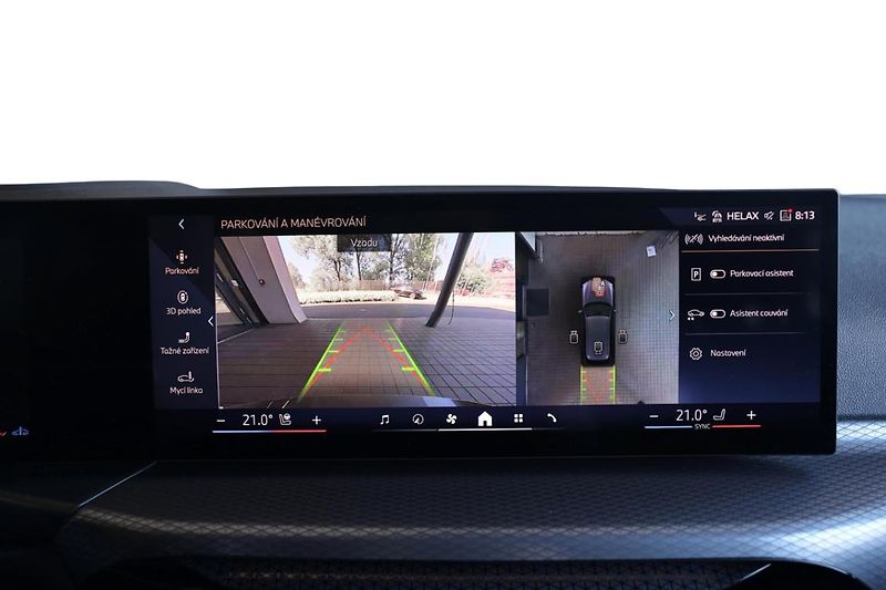 BMW Řada 3 330d xDrive Touring - fotka 12 z 28