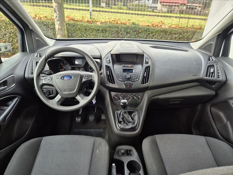 Ford Tourneo Connect 1,6 TDCi Long DPH! - fotka 24 z 28