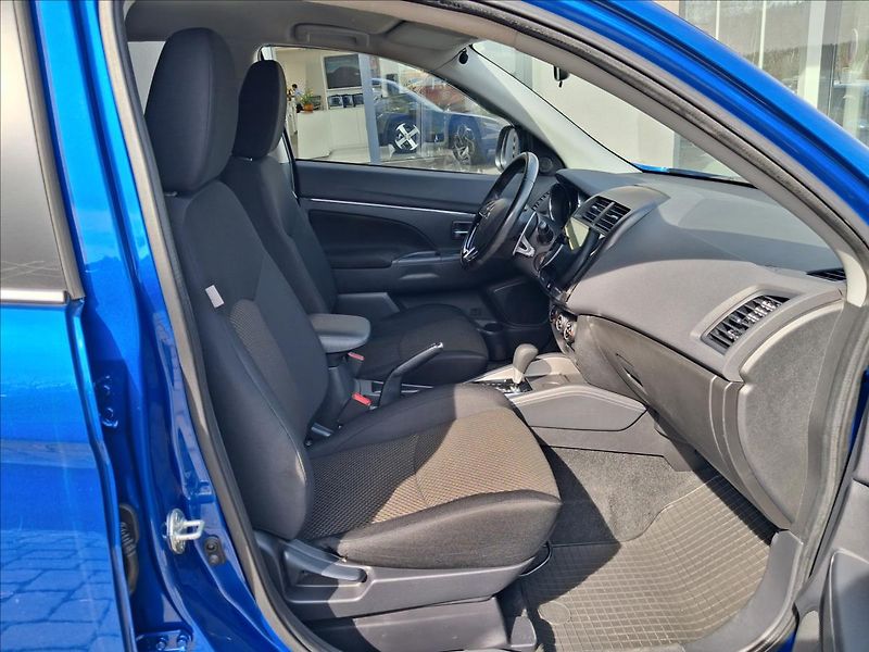 Mitsubishi ASX 2,0 AT MIVEC - fotka 15 z 19