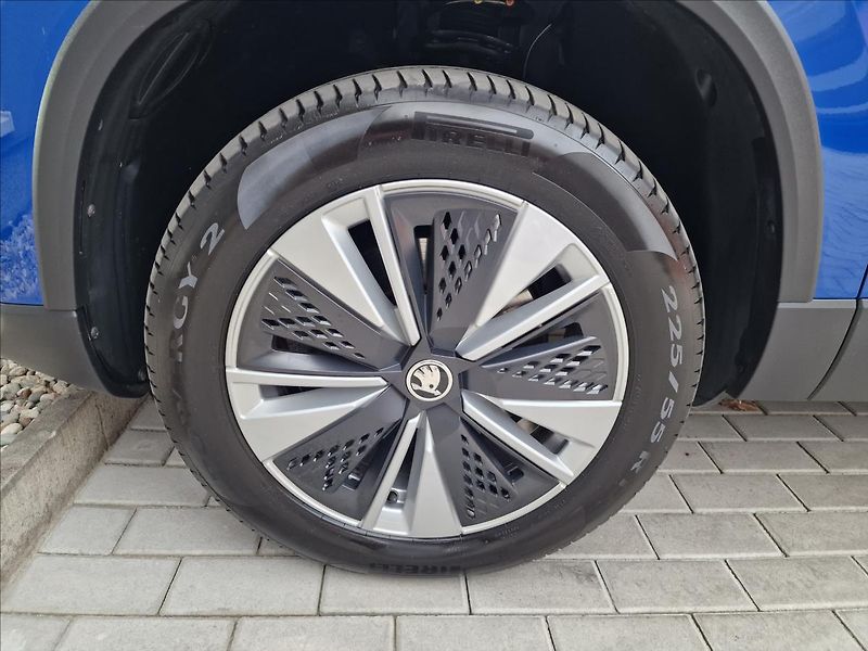 Škoda Karoq 2.0TDI 110kW 4x4 DSG Style,ČR - fotka 44 z 50