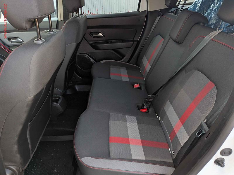 Dacia Duster (2019) 1.3 TCe, 2.maj,ČR, AC, navi - fotka 10 z 19