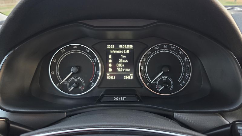 Škoda Scala (2023) 1.0 TSI 81 kW Style AT CZ DPH - fotka 24 z 26