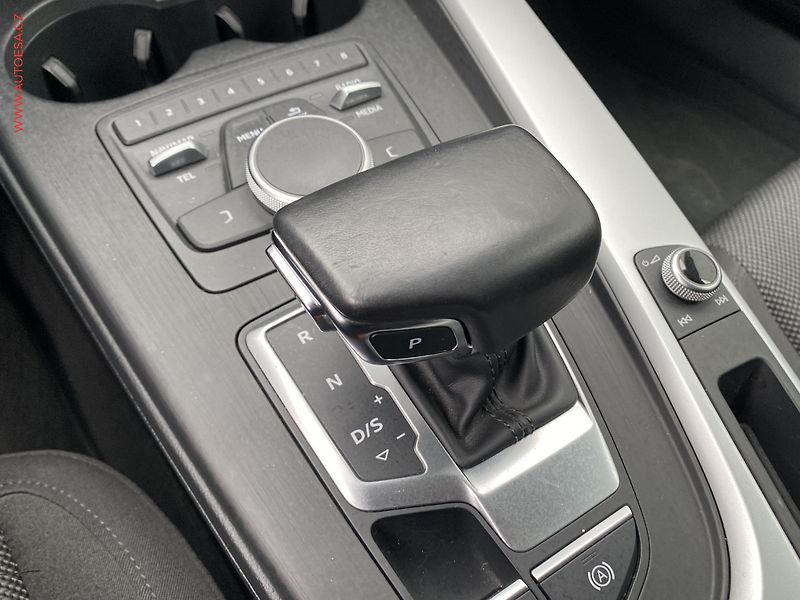Audi A4 (2016) 3.0TDI Quattro, ČR, AT, navi - fotka 18 z 22