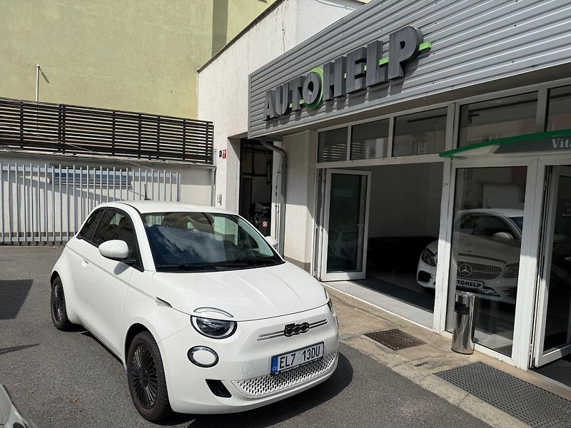 Fiat 500e (2021) Action - fotka 2 z 25