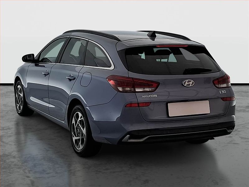 Hyundai i30 (2024) Style 1.0 T-GDI, ČR,1.maj - fotka 4 z 17