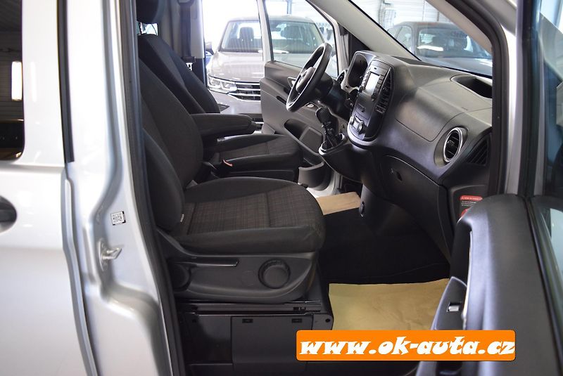 Mercedes-Benz Vito 114 CDI LONG 8 MÍST TOURER - fotka 11 z 49