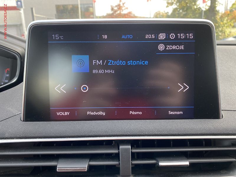 Peugeot 3008 (2018) 1.5 HDi, Active, AT, navi - fotka 14 z 20