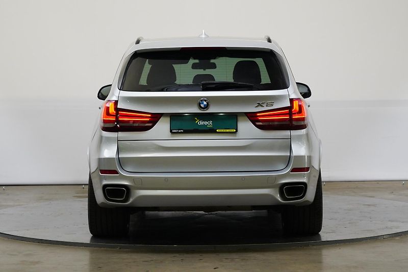 BMW X5 - fotka 6 z 26