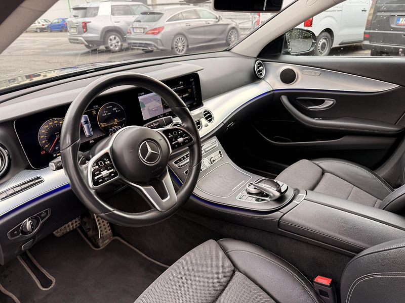 Mercedes-Benz Třídy E (2019) E220d 4Matic Allterrain - fotka 8 z 15