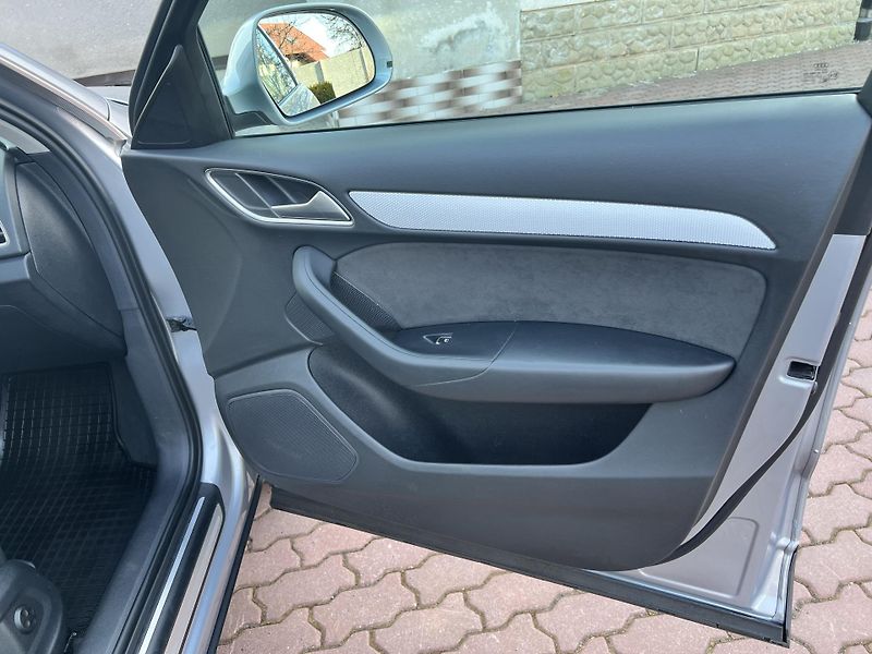 Audi Q3 2.0TDI 110KW,4x4,NAVI,TZ,LED,1 - fotka 24 z 55