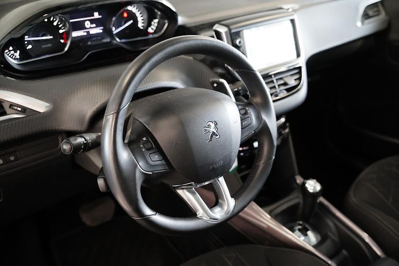 Peugeot 2008 - fotka 4 z 4