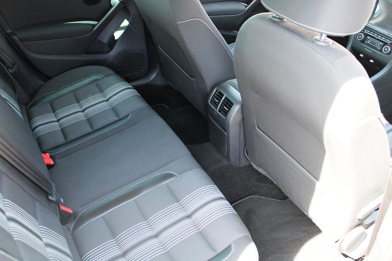 Volkswagen Golf (2012) 1,2TSI MATCH EL.OKNA NAVI ALU - fotka 11 z 22
