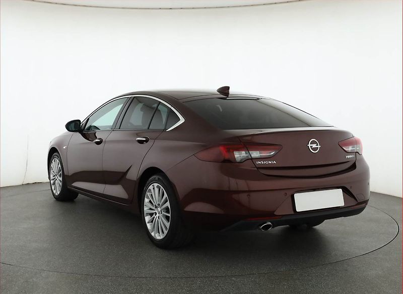 Opel Insignia (2018) 2.0 CDTI, Serv.kniha, Kůže - fotka 4 z 20