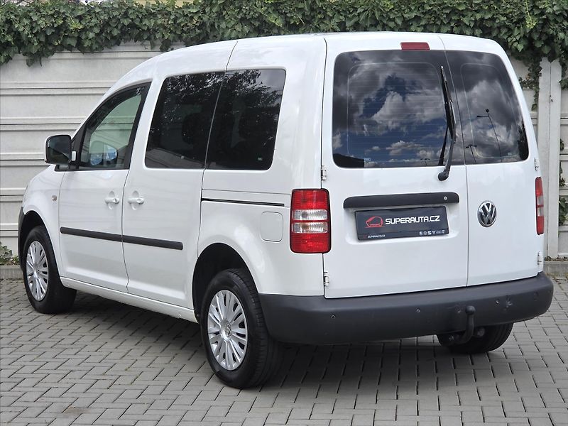Volkswagen Caddy 1,6 TDi Trendline Tažné z. ČR - fotka 4 z 22