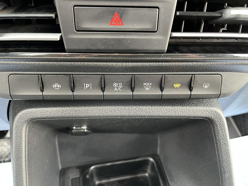 Volkswagen Caddy (2023) 2.0TDI 90KW Tourneo Connect 6r - fotka 17 z 33