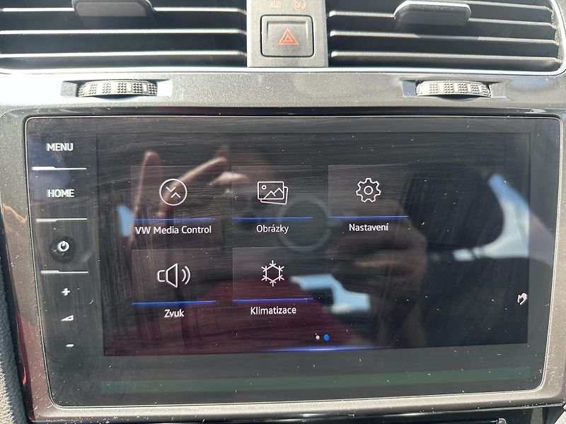 Volkswagen e-Golf (2020) 100kW, rezervace - fotka 30 z 30