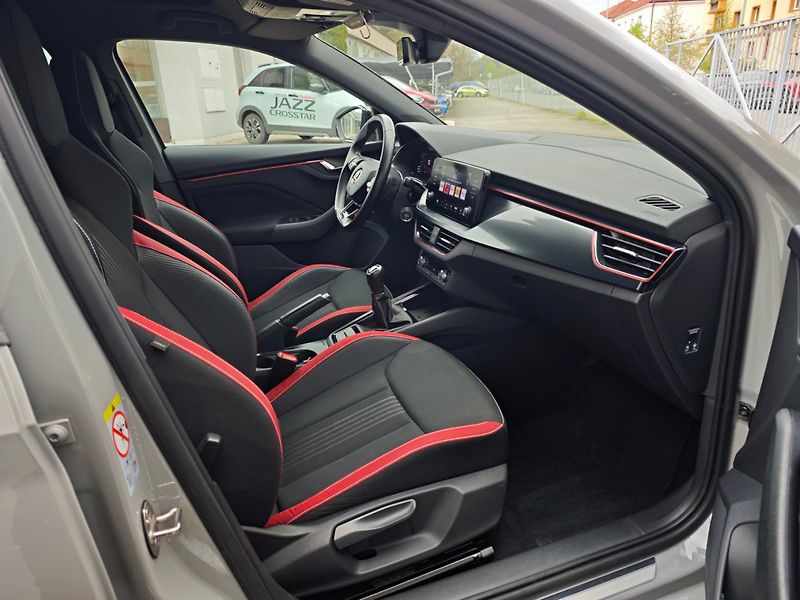 Škoda Scala (2021) 1.5 TSi Monte Carlo 110kW DPH - fotka 11 z 49