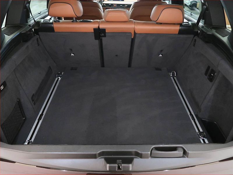BMW X5 (2017) xDrive40d - fotka 14 z 21
