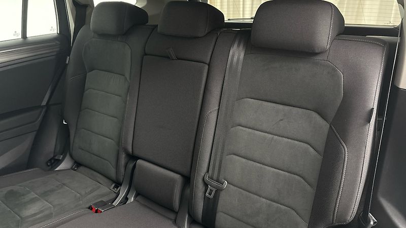 Volkswagen Tiguan Allspace 2.0 TDI DSG 4Motion Elegance - fotka 16 z 30