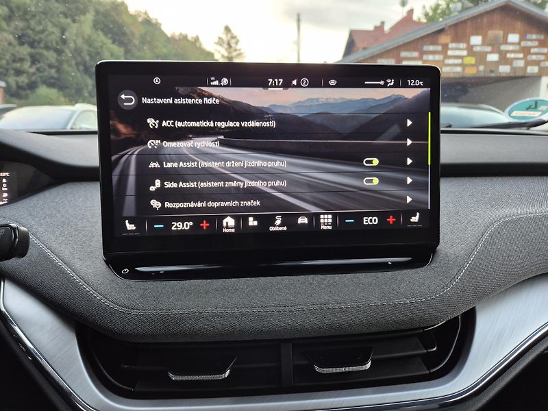 Škoda Enyaq ZAMLUVENO ! TZ SOH 98% - fotka 24 z 46