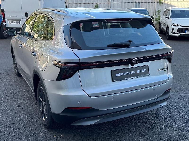 MG MGS5 EV (2026) Emotion (49 kWh) - fotka 9 z 40